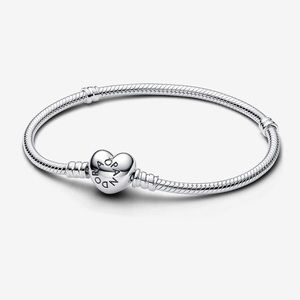 pandora silver bracelet heart clasp
